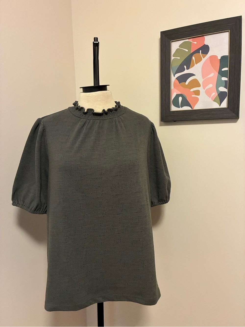 Reitmans Dark Charcoal Ruffled Collar Puff Sleeve Blouse